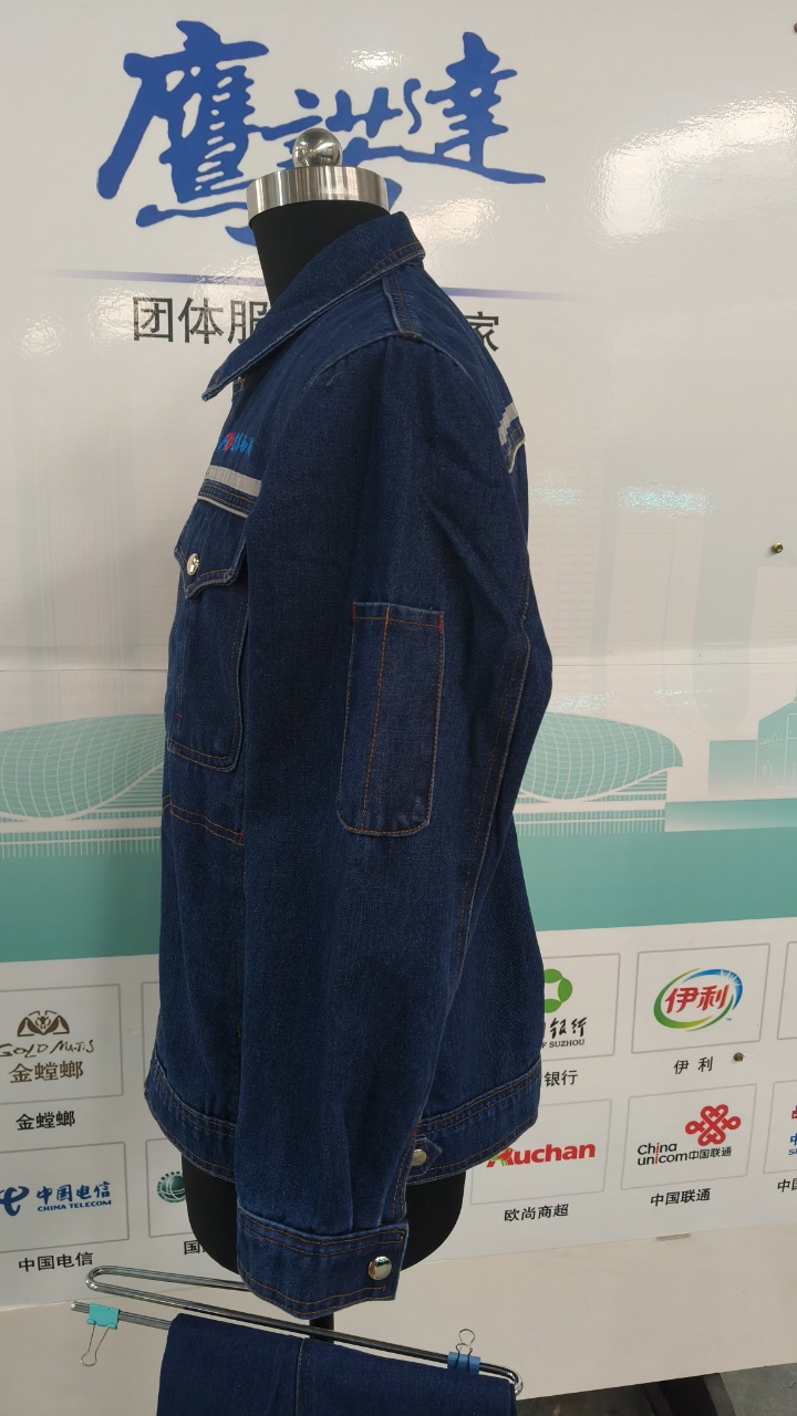 ce14e3e9d76ee7176813b00b4b048008.jpg